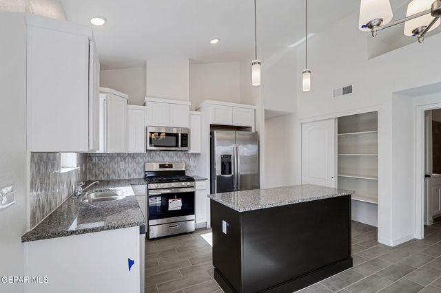 14372 Bill Lazor Parkway, El Paso, TX 79928