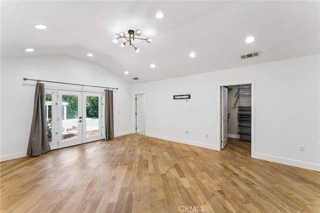 4719 Wortser, Sherman Oaks, CA 91423