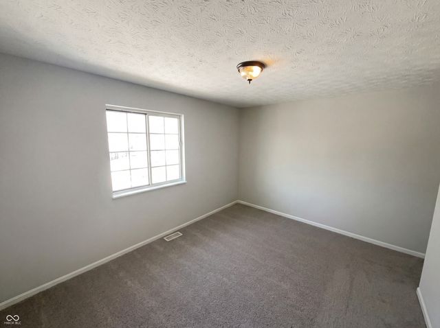 11017 Amburg Court, Indianapolis, IN 46235