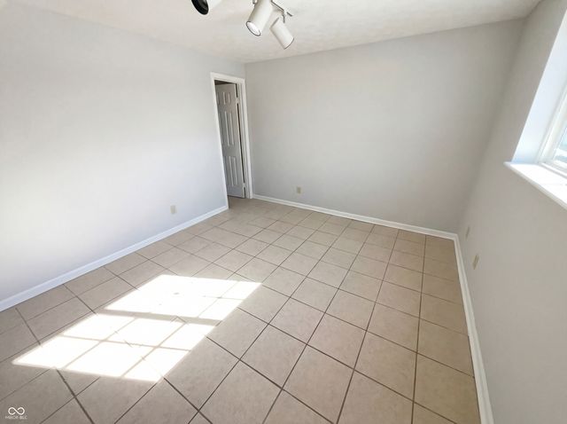 11017 Amburg Court, Indianapolis, IN 46235