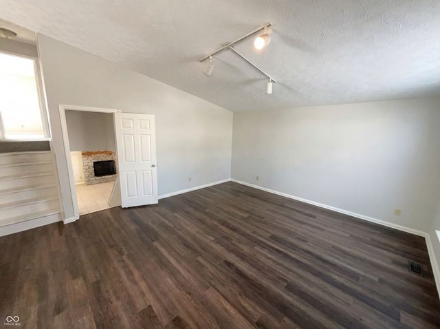 11017 Amburg Court, Indianapolis, IN 46235