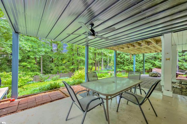 126 Circle Slope Drive, Simpsonville, SC 29681