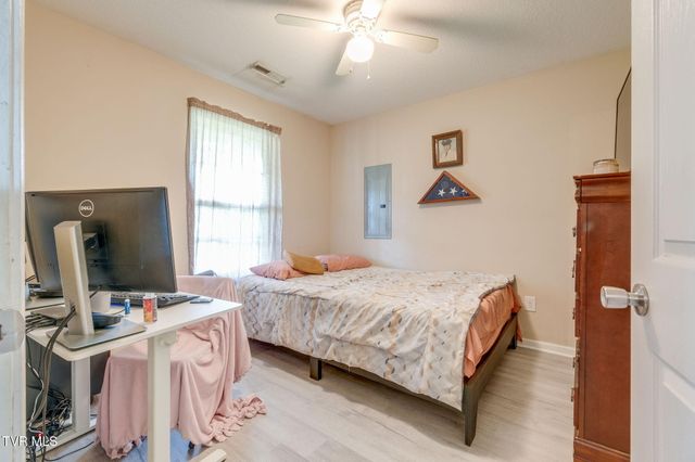 79 Woodlyn Road, Johnson City, TN 37601