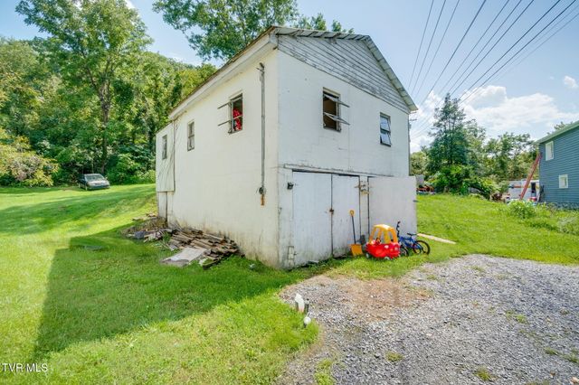 79 Woodlyn Road, Johnson City, TN 37601