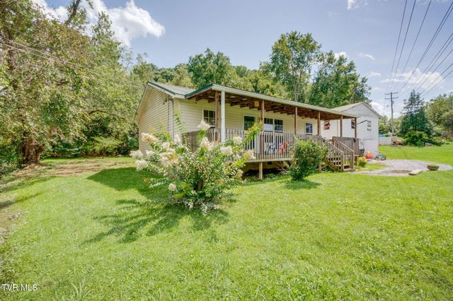 79 Woodlyn Road, Johnson City, TN 37601