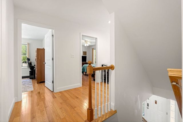34 Amesbury Ave, Amesbury, MA 01913