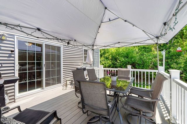 34 Amesbury Ave, Amesbury, MA 01913