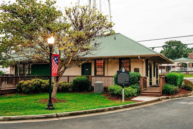 518 Winding Rose Drive, Hoschton, GA 30548