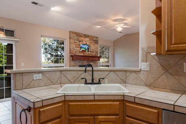 1201 Ruffian Court SE, Albuquerque, NM 87123