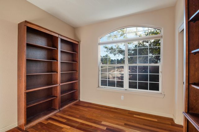 1201 Ruffian Court SE, Albuquerque, NM 87123