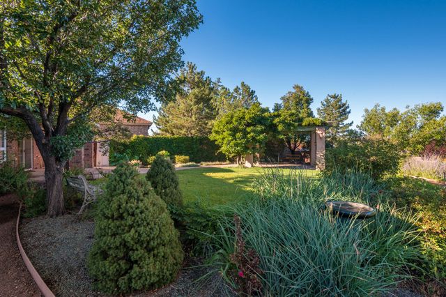 1201 Ruffian Court SE, Albuquerque, NM 87123