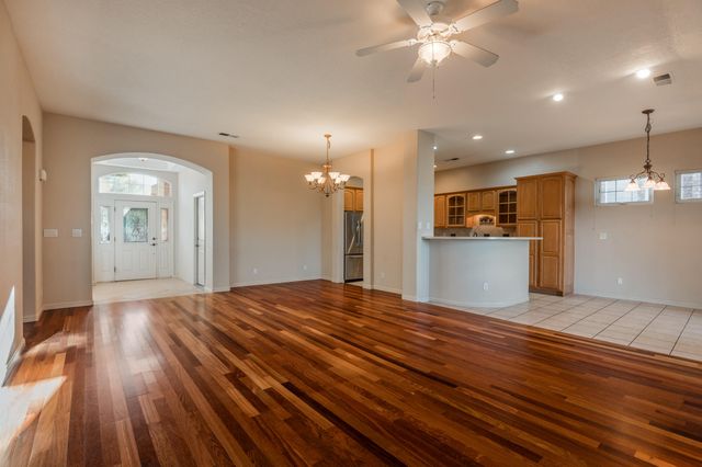 1201 Ruffian Court SE, Albuquerque, NM 87123