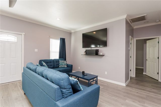 4038 Marlin Dr, Corpus Christi, TX 78418