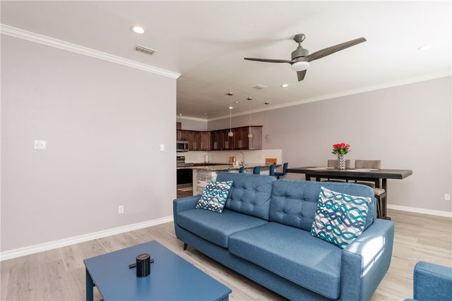 4038 Marlin Dr, Corpus Christi, TX 78418