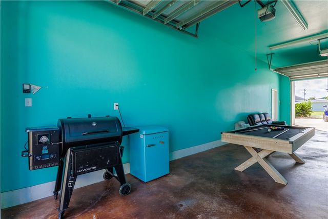 4038 Marlin Dr, Corpus Christi, TX 78418