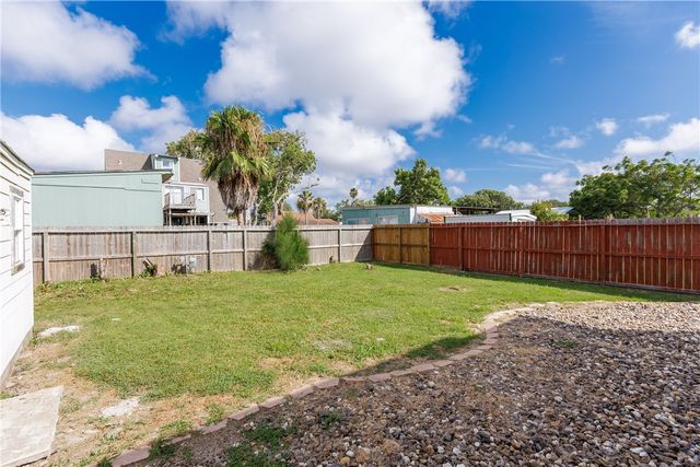 4038 Marlin Dr, Corpus Christi, TX 78418