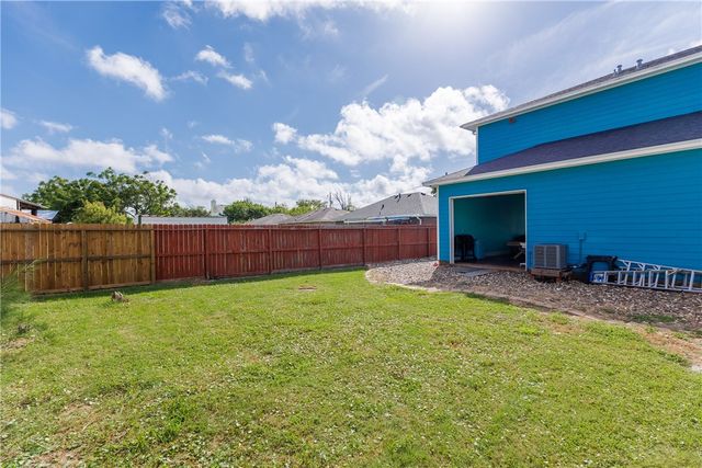 4038 Marlin Dr, Corpus Christi, TX 78418