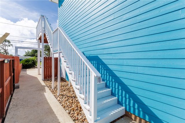 4038 Marlin Dr, Corpus Christi, TX 78418