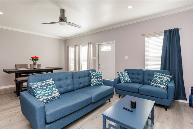 4038 Marlin Dr, Corpus Christi, TX 78418