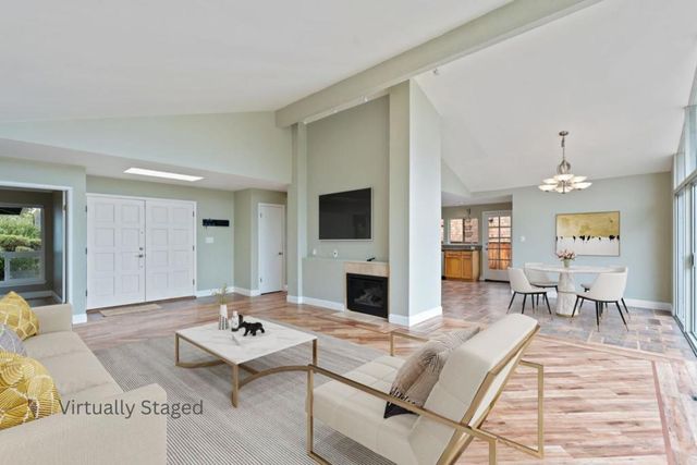 2060 Touraine Lane, Half Moon Bay, CA 94019