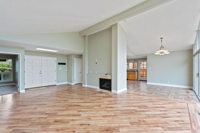 2060 Touraine Lane, Half Moon Bay, CA 94019
