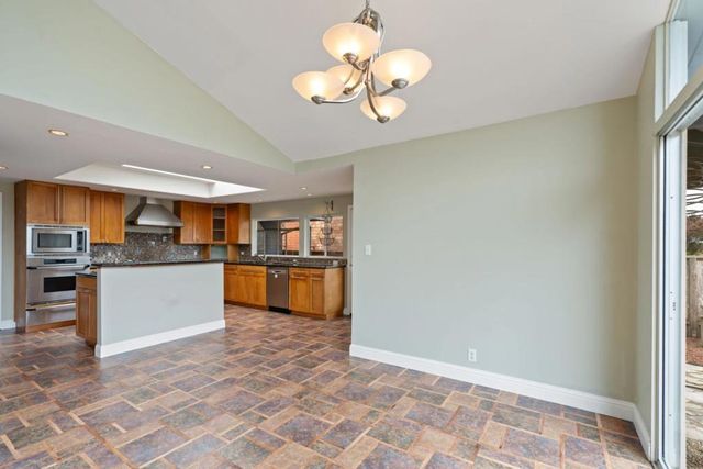 2060 Touraine Lane, Half Moon Bay, CA 94019