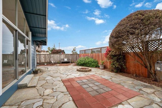 2060 Touraine Lane, Half Moon Bay, CA 94019
