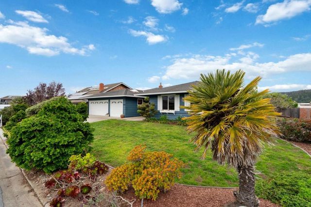 2060 Touraine Lane, Half Moon Bay, CA 94019