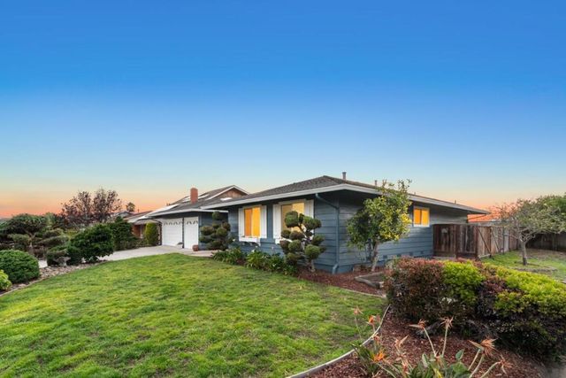 2060 Touraine Lane, Half Moon Bay, CA 94019