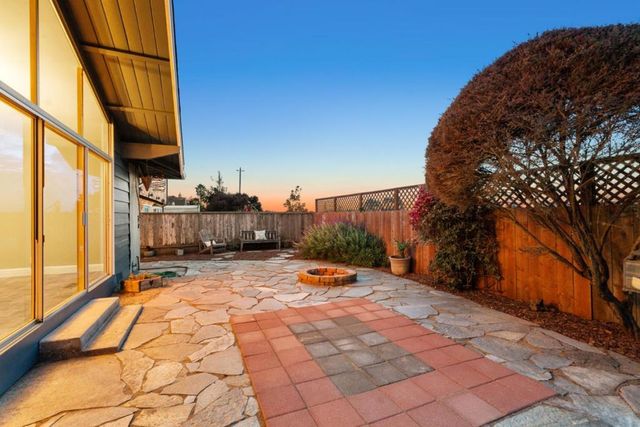 2060 Touraine Lane, Half Moon Bay, CA 94019