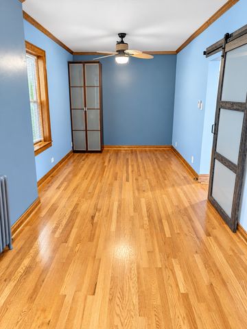 3620 N WHIPPLE Street, Chicago, IL 60618