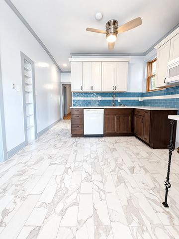 3620 N WHIPPLE Street, Chicago, IL 60618