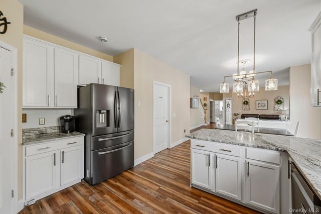2726 Colonial Drive, New Windsor, NY 12553