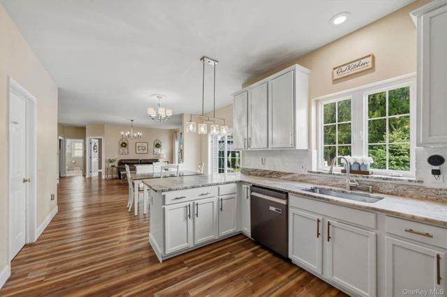 2726 Colonial Drive, New Windsor, NY 12553