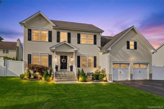 2726 Colonial Drive, New Windsor, NY 12553