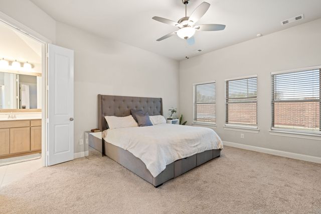 225 Lariat Trail, Waxahachie, TX 75165