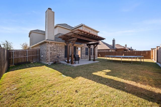 225 Lariat Trail, Waxahachie, TX 75165