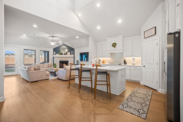 225 Lariat Trail, Waxahachie, TX 75165