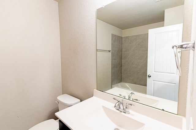 1834 Brady Shores Drive, Richmond, TX 77469