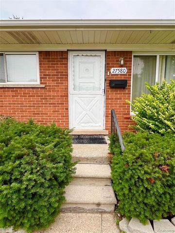 27580 Jean Road, Warren, MI 48093