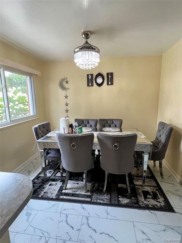 27580 Jean Road, Warren, MI 48093
