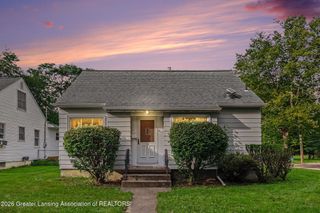 917 Hamilton Avenue, Lansing, MI 48910
