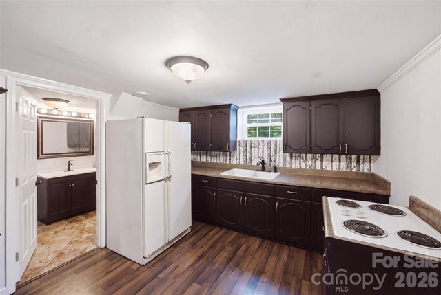 146 Duck Cove Road, Belmont, NC 28012