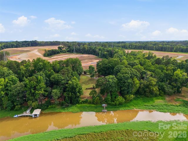 146 Duck Cove Road, Belmont, NC 28012