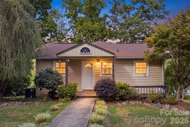 146 Duck Cove Road, Belmont, NC 28012