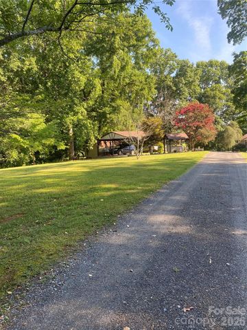 146 Duck Cove Road, Belmont, NC 28012