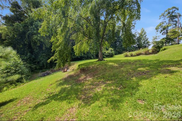 146 Duck Cove Road, Belmont, NC 28012