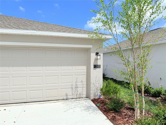 1310 BELLE ISLE LANE, Daytona Beach, FL 32124