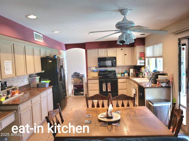 10405 W PRIMROSE Drive, Avondale, AZ 85392