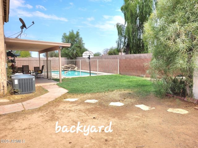 10405 W PRIMROSE Drive, Avondale, AZ 85392